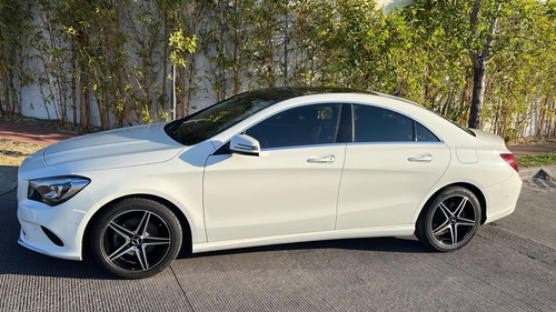 Mercedes-Benz Clase CLA 1.6 200 Cgi Sport At