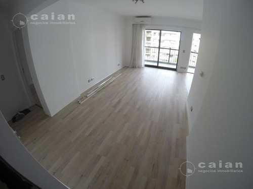 Imagen 4 de 15 de Venta - 2 Ambientes Y Medio - Cochera Fija Cubierta Y Baulera - Amenities - Vig. 24 Hs.