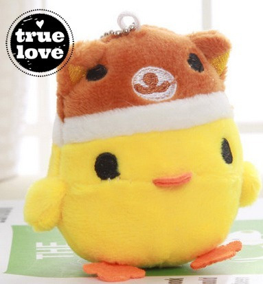 Imagen 5 de 6 de Colgante Pollito De Peluche Con Gorro
