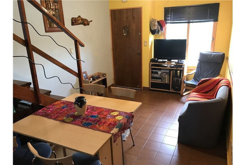 Imagen 5 de 12 de Duplex 2 Amb C/cochera En Venta Ramos Mejia