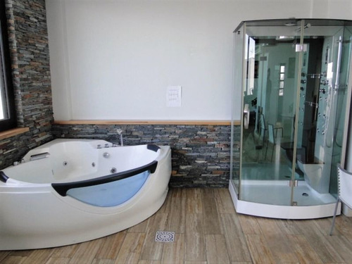 Imagen 2 de 16 de Negocio En Venta De 7 Ambientes O Mas En Centro (ref: Vld-1579)