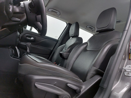 Jeep Renegade 2.0 16V TURBO DIESEL LONGITUDE 4P 4X4 AUTOMÁTICO
