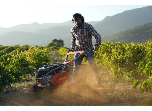 Motocultivador Nafta Husqvarna Autopropulsado 4.8 Hp - 95cm