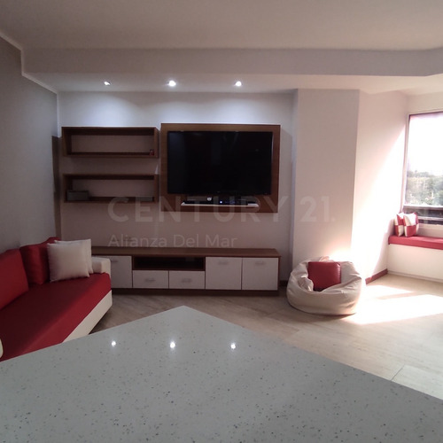 Imagen 3 de 13 de Apartamento Completamente Renovado Y Equipado En Playa Grande ¡vive La Vida De Tus Sueños En Este Oasis De Comodidad Y Elegancia!