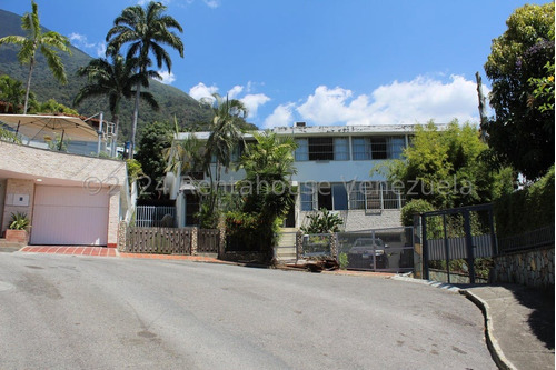 Ga 24-19486 Casa En Venta En Los Palos Grandes, Distrito Metropolitano