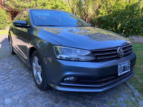 Volkswagen Vento 2.5 Advance Plus 170cv Tiptronic 2015