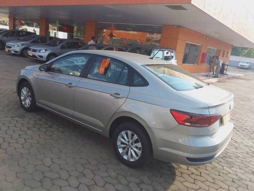 Imagem 6 de 9 de Volkswagen Virtus 1.0 200 Tsi Comfortline Automático