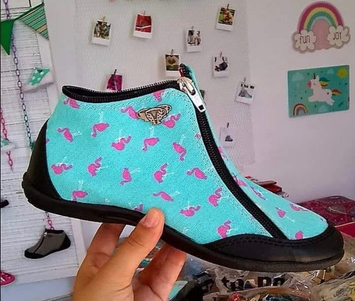 Imagen 2 de 10 de Zapatillas Te Para Tres De Diseño Con Cierre Antideslizante