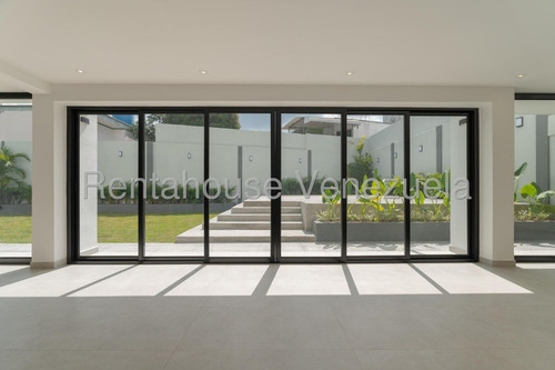 Bella, Remodelada, Moderna, Con Los Mejores Acabados. 25-17659