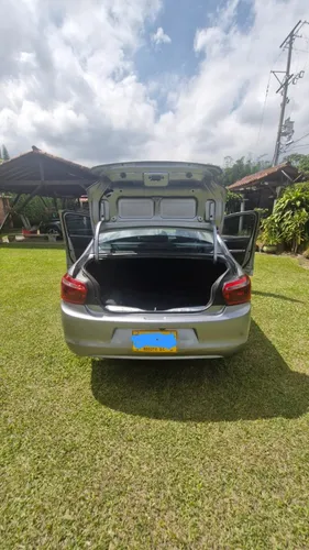 Citroën C-Elysée 1.6 Shine