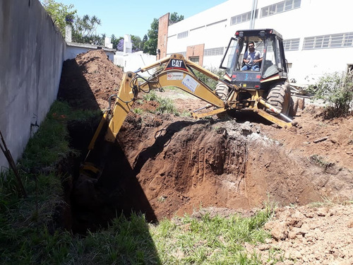Imagen 5 de 9 de Movimiento De Suelo-alquiler Minicargadora Bobcat-camion
