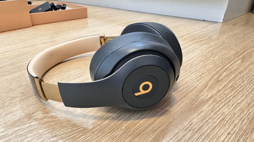 Beats Studio³ Wireless - Shadow Gray Preto (Usado)