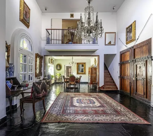 Venta Casa De 5 Dormitorios, Cazadores, Bajo Belgrano
