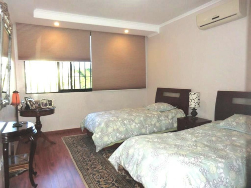 Imagen 17 de 28 de Se Vende Casa 925m2 5h+s/6b+s/5p La Lagunita 4544