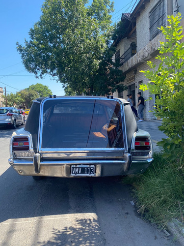 Ford Fairlane Funebre