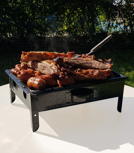 Brasero De Mesa Parrilla Enlozada Con Bandeja Acanalada