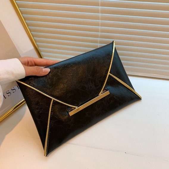 Bolso Tipo Sobre De Piel Negro-dorado Marca Karensline Bolso Tipo Sobre De Piel Negro-dorado Marca Karensline