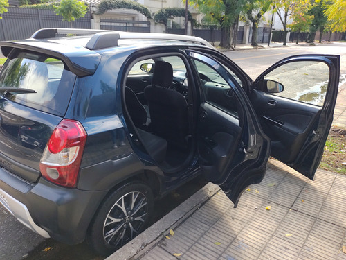 Toyota Etios 1.5 Cross