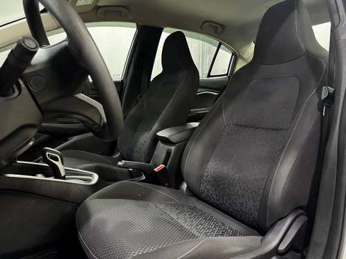 Chevrolet Onix Plus 10tat Lt1