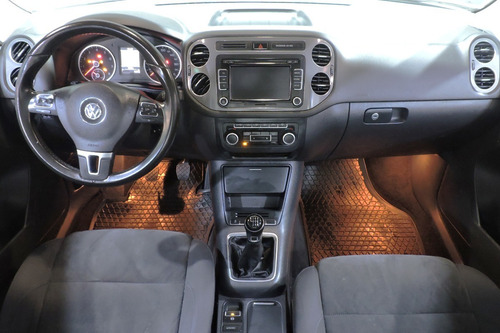 Imagen 12 de 15 de Volkswagen Tiguan 2.0 Tsi 4 Sport & Style 2013
