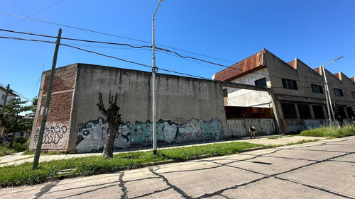 Excelente Nave Industrial En Venta Piñeyro