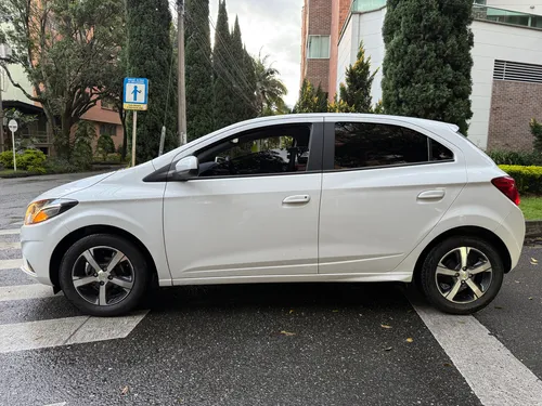 Chevrolet Onix 1.4 Ltz 5 p