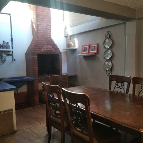 Imagen 8 de 11 de Se Vende Acogedora, Económica Y Amplia Casa En La Urb Nueva Segovia, Una Zona Segura Y Tranquila, A Minutos De Conejeros Y Porlamar, Isla De Margarita, Estado Nueva Esparta.