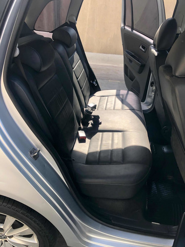Volkswagen Suran 1.6 Highline 11d Cuero 2011