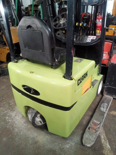 Autoelevador Eléctrico Clark