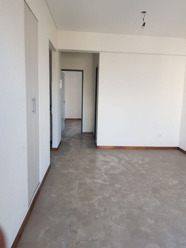 Departamento En Venta En Caseros