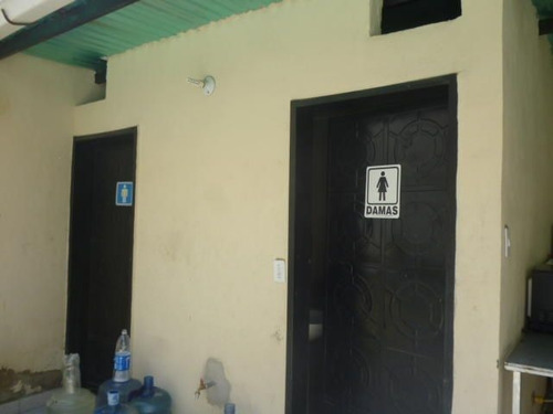 Imagen 16 de 30 de Local Comercial En Venta En Parroquia Catedral Barquisimeto Lara +++23-1767 */ M.c T. N° +0-4-2-4- 5.5.6. 5.7. 5.9 *--**