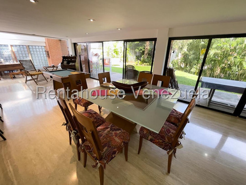 Stephany La Roche Casa En Venta En Santa Paula Mls #25-10888