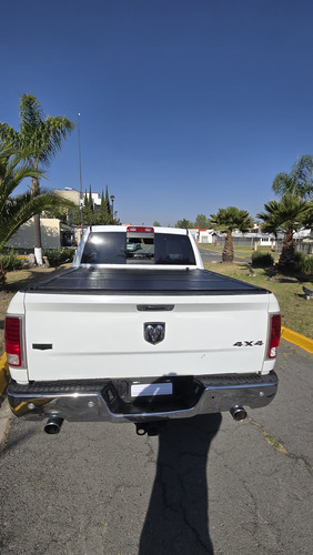 Camioneta Ram 2500 Laramie V8 At 4x4