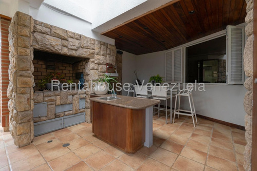Casa En Venta En Alto Hatillo Caracas Jardin Vista Panoramica Angela Tochon