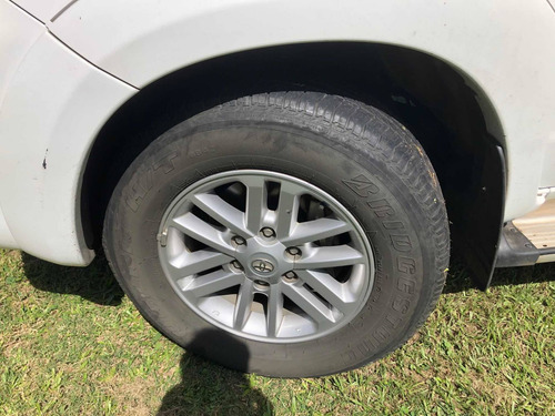 Toyota Hilux 3.0 Cd Srv 171cv 4x2 2014