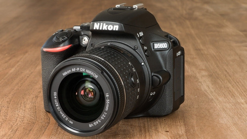  Nikon Kit D5600 + Lente Af-p Dx 18-55mm 