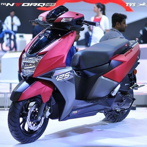 Imagen 11 de 25 de Moto Scooter Tvs Ntorq 125 Rojo Puesta En Calle Patentada !
