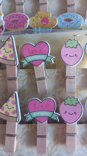 Souvenirs Mini Broches - Pack De 10 Unidades