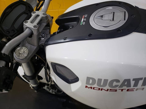Ducati Monster 696 - 2012 - Km 37.000