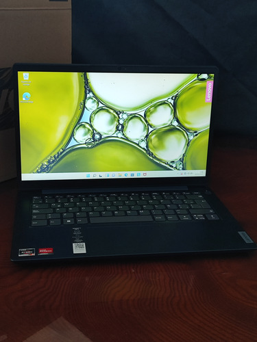 Lenovo Ideapad 3 14 8gb De Ram - 512gb Ssd - Amd Ryzen 3 Azul (Usado)