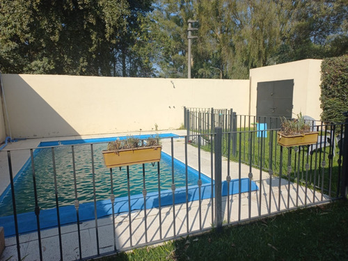 Hermosa Y Moderna Casa En Venta, Marcos Paz