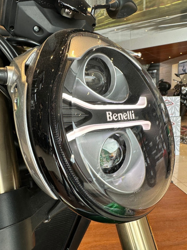Imagen 16 de 16 de Benelli 752s