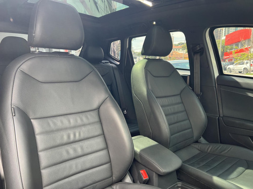 Imagem 13 de 14 de Volkswagen Taos Highline 1.4 250 Tsi Flex Aut. Flex Automá