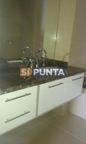 Imagen 6 de 8 de Casino Tower 3 Suites