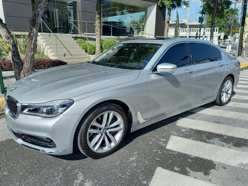 Imagen 1 de 12 de Bmw 750 Li Excelence Biturbo 2016