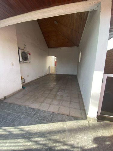 Casa Chalet En Alquiler