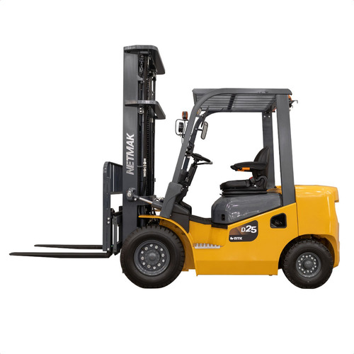 Empilhadeira Diesel Netmak D2560 2,5 Ton Torre Triplex 6,0m
