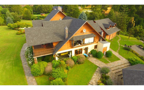 Imagen 28 de 30 de Espectacular Casa En Terreno Soñado - Club De Campo Los Risc