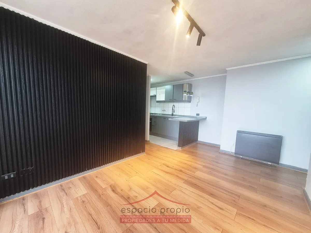 Imagen 2 de 13 de Arriendo Departamento 2d Y 1b - Piso 9 Con Vista Despejada