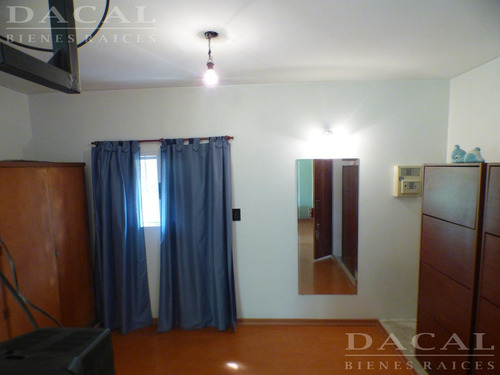 Casa En Venta En La Plata Calle 23 E/ 78bis Y 79 Dacal Bienes Raices